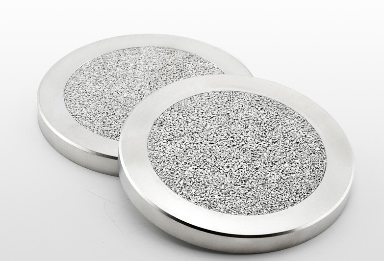 恒歌多孔燒結金屬過濾片的優勢與廣泛應用！